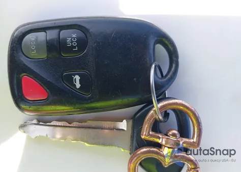 2001 Mazda Mx-5 Miata Ls/Special Edition из США, поврежденный, VIN JM1NB353310217208